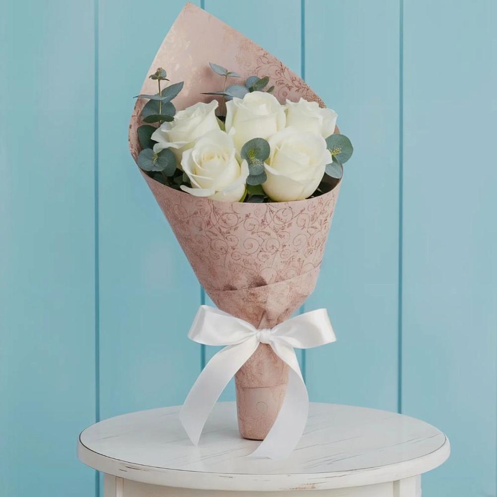 Букет цветов из: Розы в Среднем Ставропольского края