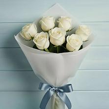 Букет 7 Белых роз Эдлесс Лав в Среднем Ставропольского края