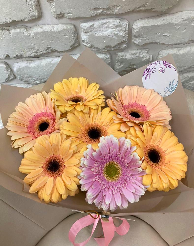 Букет цветов из: Герберы в Среднем Ставропольского края