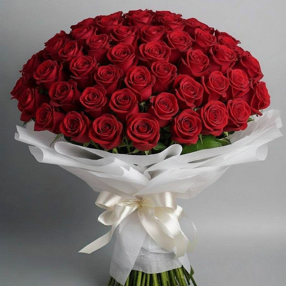 Букет 101 Красная роза Блэк Мэджик в Среднем Ставропольского края