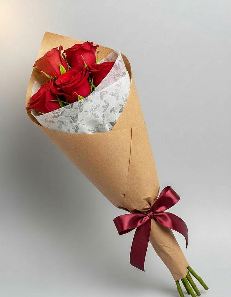 Букет цветов из: Розы в Среднем Ставропольского края