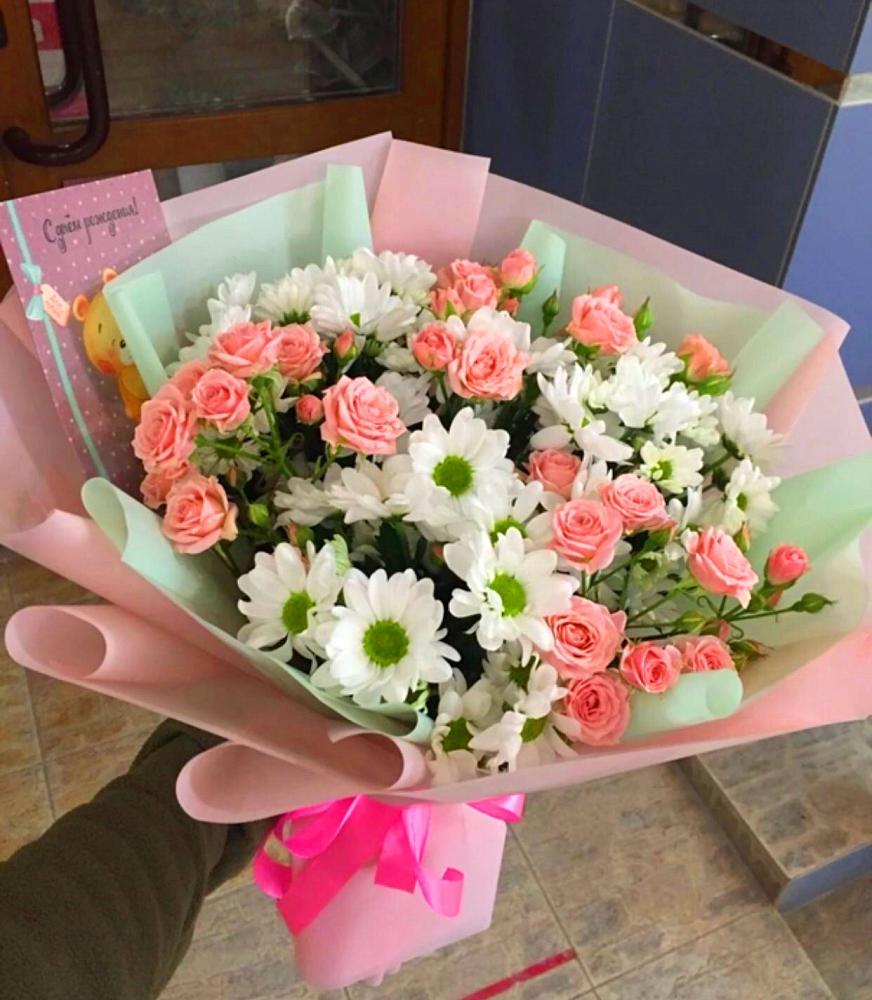 Букет цветов из: Розы и Хризантемы в Среднем Ставропольского края