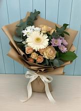Букет цветов из:  Герберы и Хризантемы в Среднем Ставропольского края