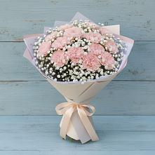 Букет цветов из:  Гвоздики в Среднем Ставропольского края