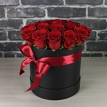 Цветочная композиция из Розы в шляпной коробке в Среднем Ставропольского края