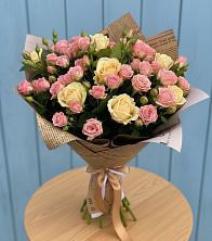 Букет цветов из:  Розы в Среднем Ставропольского края