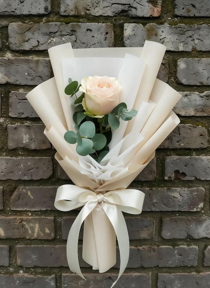 Букет цветов из: Розы в Среднем Ставропольского края