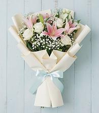 Букет цветов из:  Лилии в Среднем Ставропольского края
