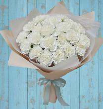 Букет цветов из:  Гвоздики в Среднем Ставропольского края